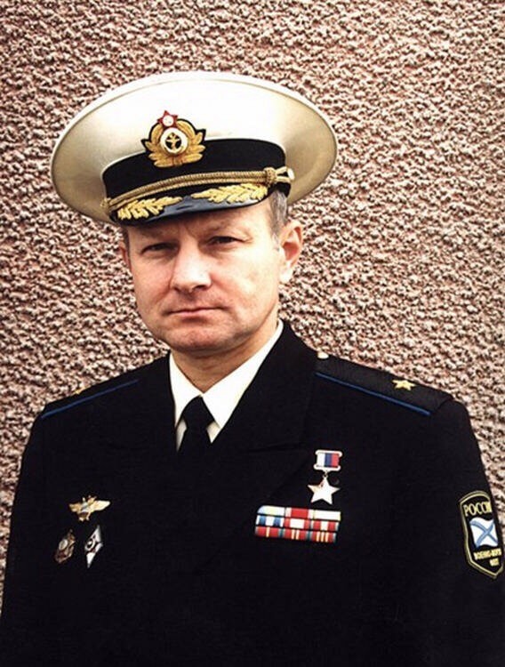 «Коммерсантъ» оценил ущерб «Адмирала Кузнецова» от пожара в целый корабль
