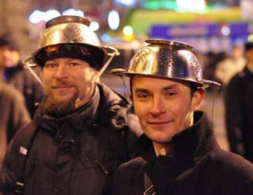 Живу в Донецке. ДНР.