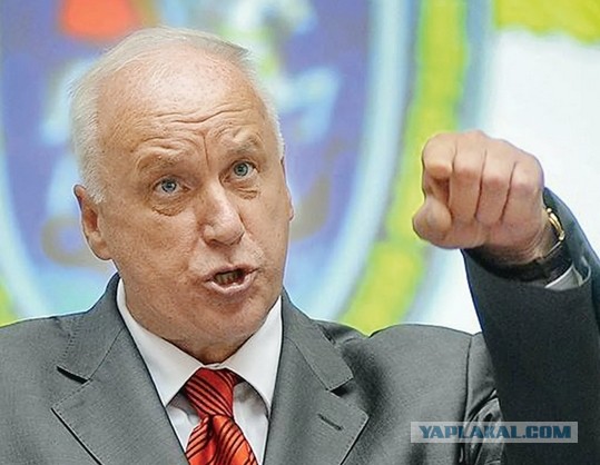 Демонстрация гигантской лупы