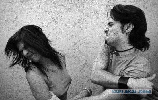 Бьёт - значит Не любит?