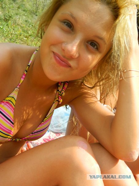 Девушки поют в ИКЕЕ: Ансамбль "Белое злато" - Ухарь купец