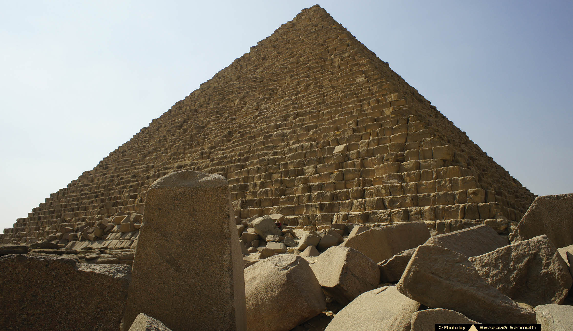 Пирамиды содержат. Пирамиды гизы микерина. Пирамида хеопса древний египет. Пирамида микерина (менкаура). Пирамиды содержат.