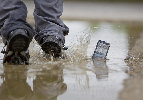 Iphone, шёл бы ты от сюда петушок