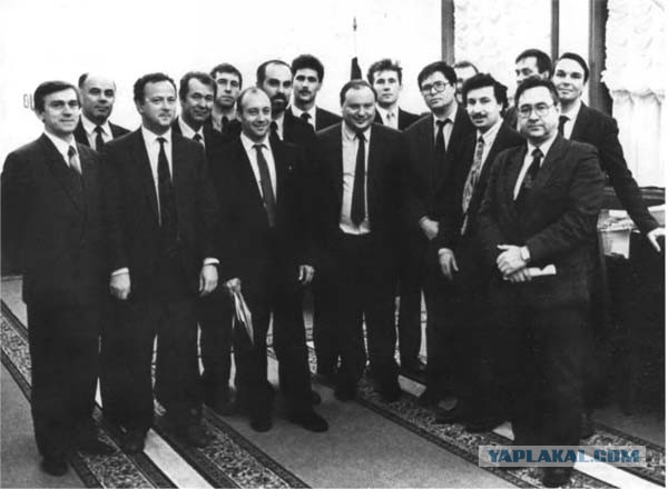 Представлен доклад о безальтернативности Путина