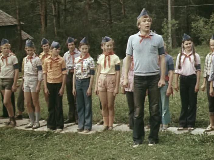 сто лет детства. логотип детского клуба. 100 дней после детства фильм. сто лет детства. детский развлекательный центр логотип.