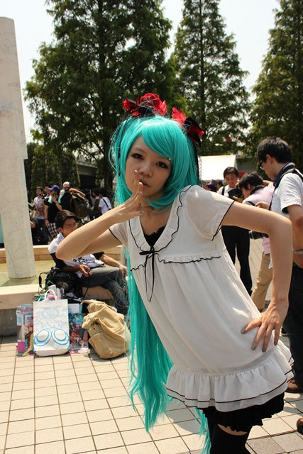 Девчонки с 80 Comiket'a ! (ну и немного парней)