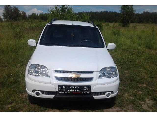 Chevrolet Niva против Renault Duster
