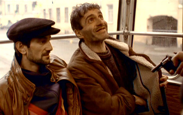 «Вырубил» полицейского для прикола