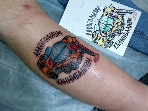 Ужасы и приколы из соцсетей 18+