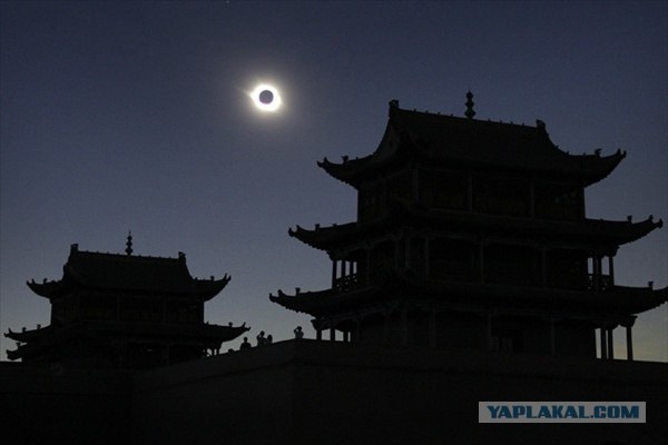 Фотографии солнечного затмения 1 августа 2008 года