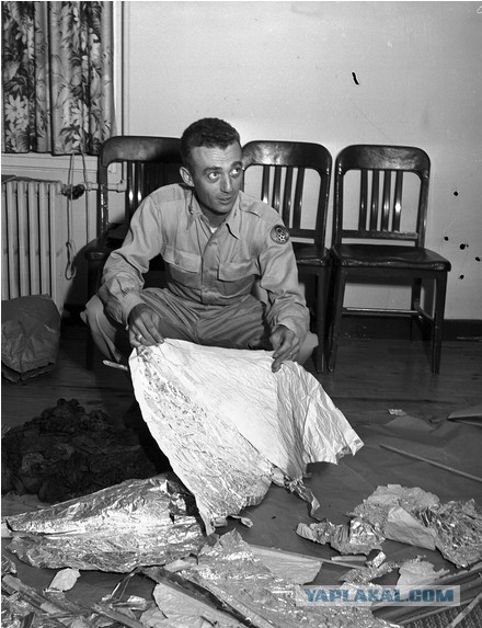 2 июля 1947 произошел Розуэлльский инцидент