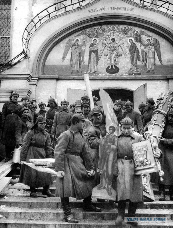 Чеченцы из ИГ осквернили храм в Сирии