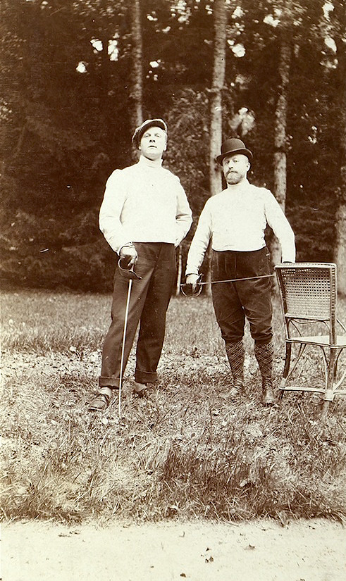 История в фотографиях