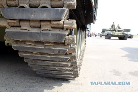 Как я не попал домой, но не пожалел. По Пресне танки грохотали!