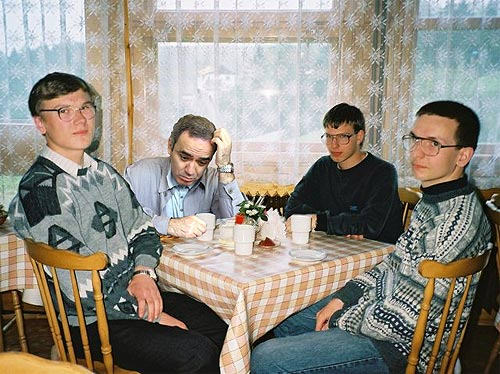 Фотожаба: Каспаров задумался