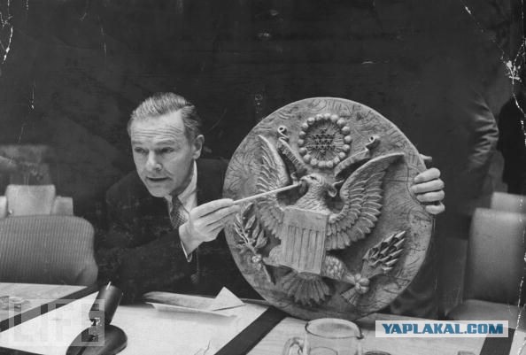 В МИД заявили, что спецслужбы США проведут обыск в консульстве в Сан-Франциско