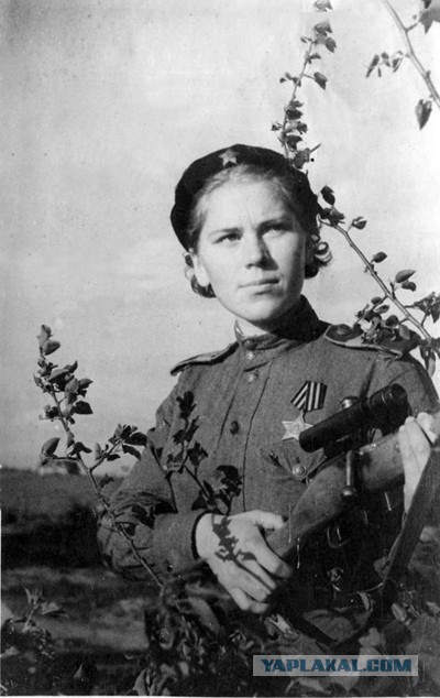 Соблазнительные снимки икон стиля XX века
