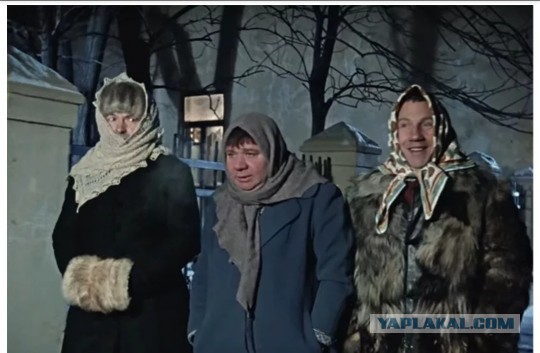 Что носить с классическим пальто?