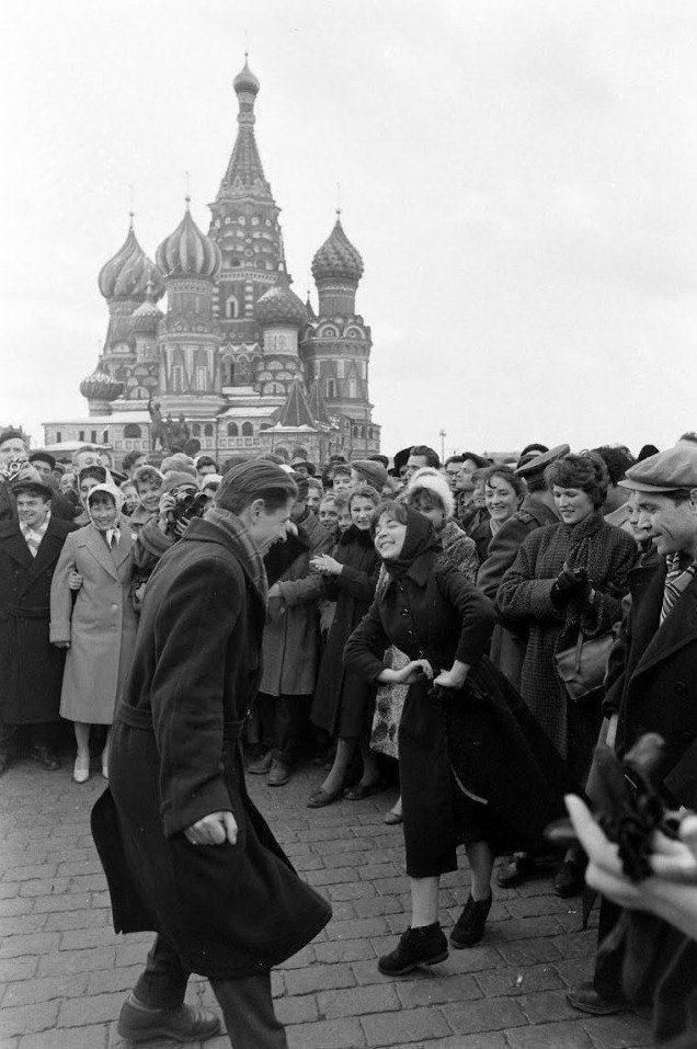 Москва и москвичи. Двадцатый век. 03.12.24