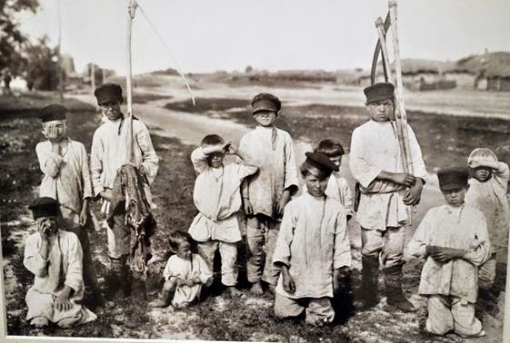Российская империя в фотографиях. Детство.