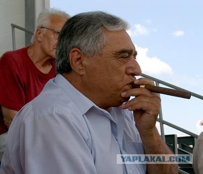 Ярославский неадекват с пистиком!