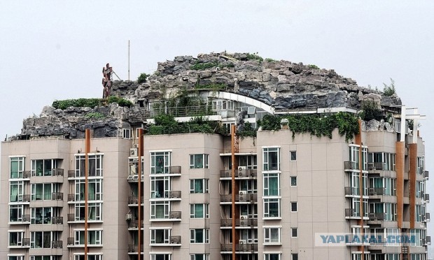 Дача на крыше высотки в Москве