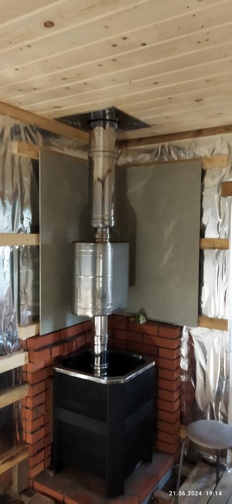 Дачный домик с баней часть 2