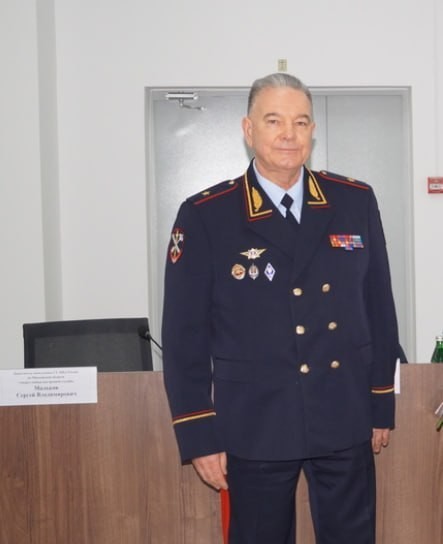 Вышли на самих себя
