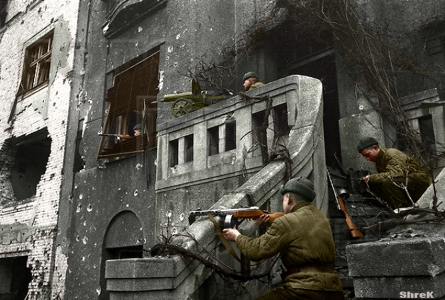 20 век в цвете. 1944 год. Воюющий мир 3/4 века назад