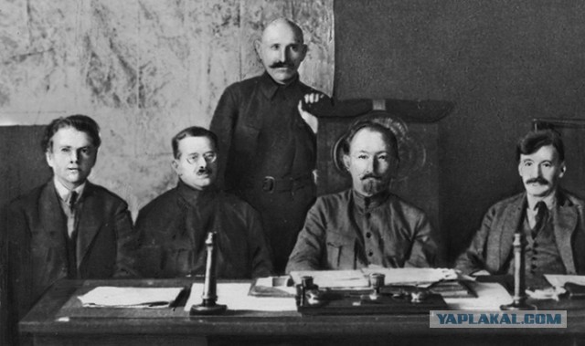 Почему сталинское окружение не считало Дзержинского своим