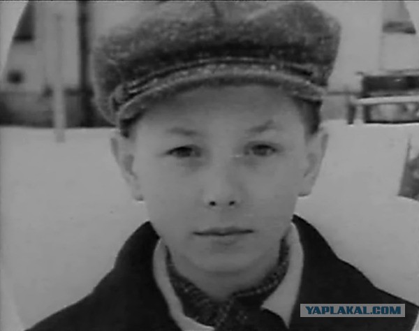 Звезды кино в детстве и юности.