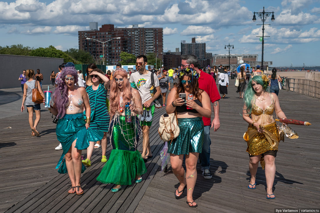 Nudists On Parade