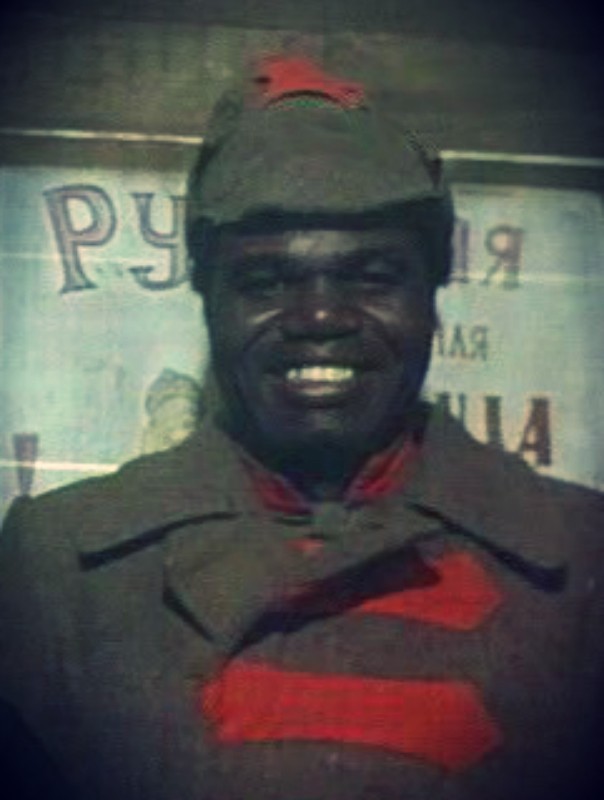 Как показывали негров в СССР и в США