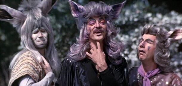 Elvira!  Ей сегодня 75!