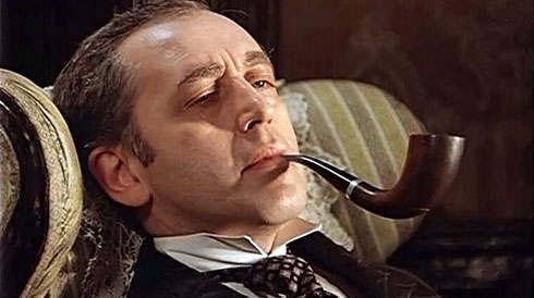 В Кривом Роге двое мужчин напали в лифте на 77-летнего пенсионера