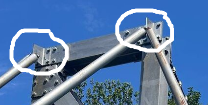 Сегодня в Тарусе упал мост, который построили год назад