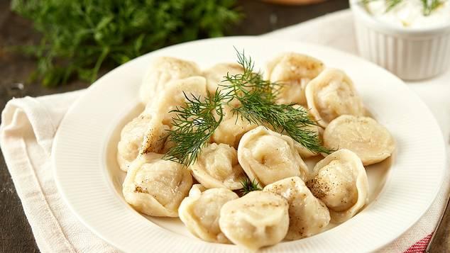 10 советских новогодних блюд: праздничный стол со вкусом ностальгии