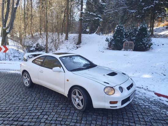 Возвращение легенды. Новая Toyota Celica на 400 лошадиных сил, полный привод и механическая коробка передач