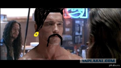 Слева ему 18, справа 66...