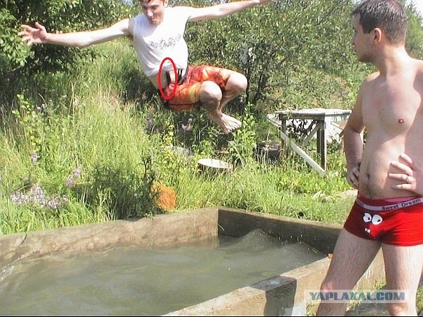 Я тебе твой нож, сука, только с ментами отдам!