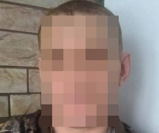 Видео с камер наблюдения воронежской школы, на входе в которую девушкам, по их словам, пришлось снимать нижнее белье