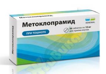 Колбасу с неизвестными таблетками внутри нашли на площадке для выгула собак на северо-востоке Москвы.