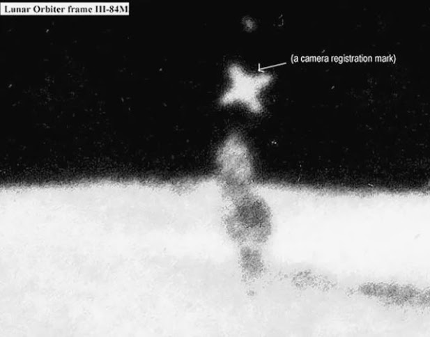 «Искусственный шпиль» высотой три мили обнаружен на поверхности Луны