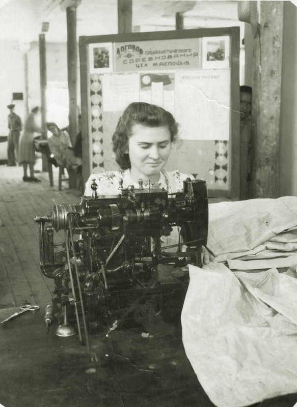 Фотографии из прошлого нашей страны - 54