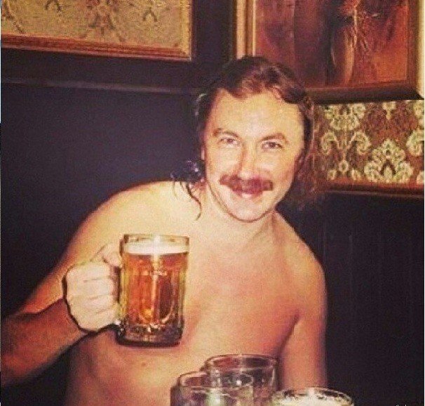 Дадим котику имя, коллеги?