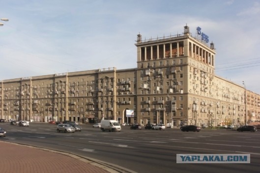 Жить в Москве- то, что за окном и каждый день