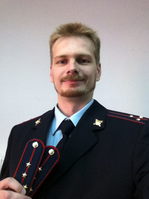 Волосатым здесь не место: глава Сибирского центра МЧС раскритиковал облик новых подчиненных
