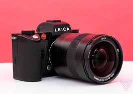 Xiaomi представила смартфон 12S Ultra с 1-дюймовой камерой Leica