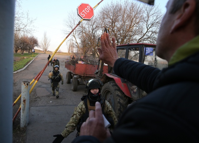 Украинская армия штурмует аэродром в Краматорске!