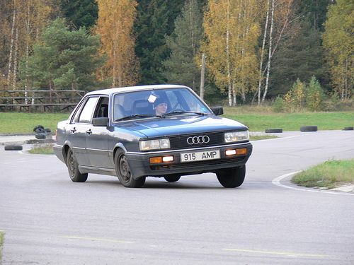 AUDI80 B2 - моя старушечка.
